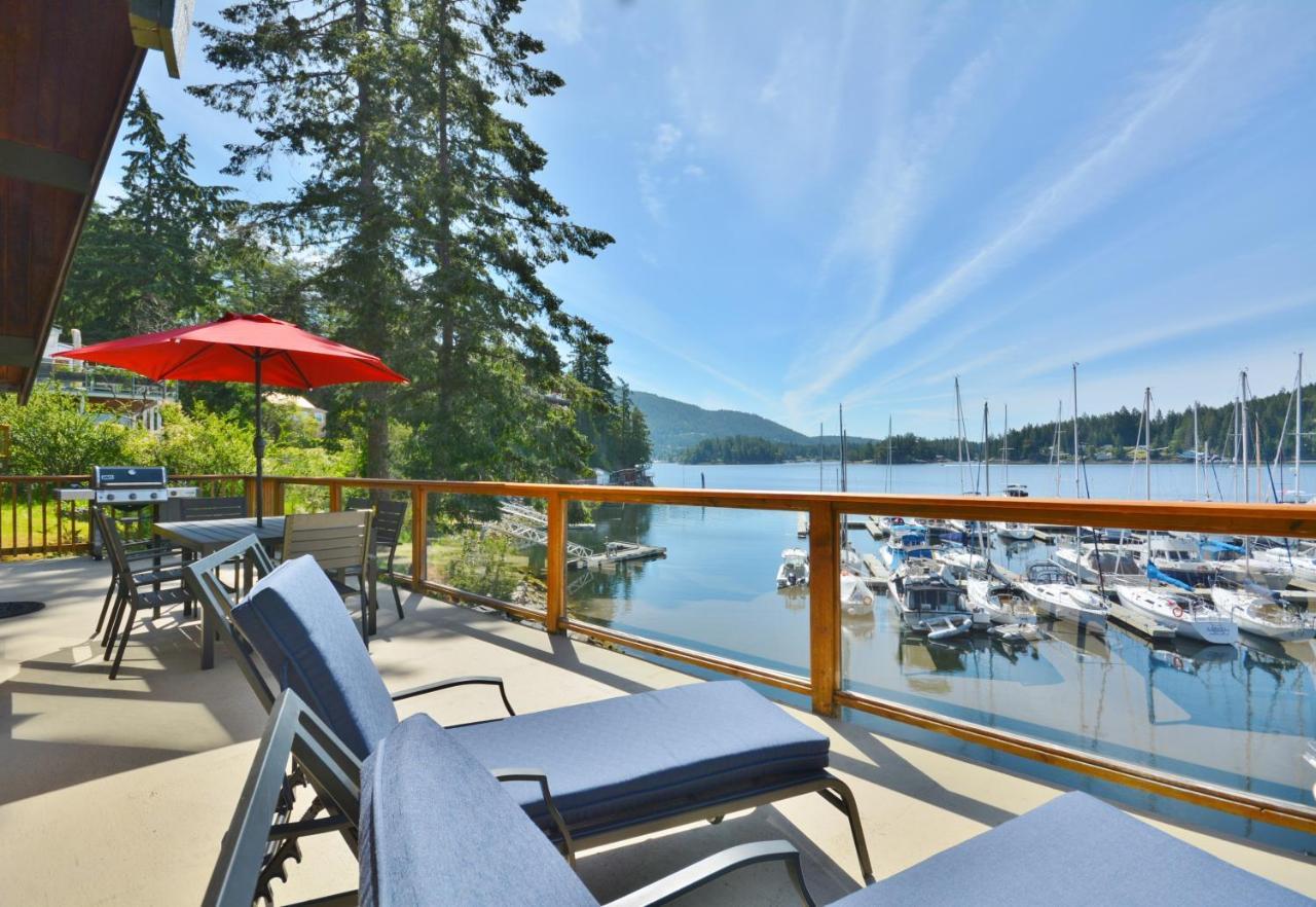 Pender Harbour Resort & Marina Garden Bay Екстер'єр фото