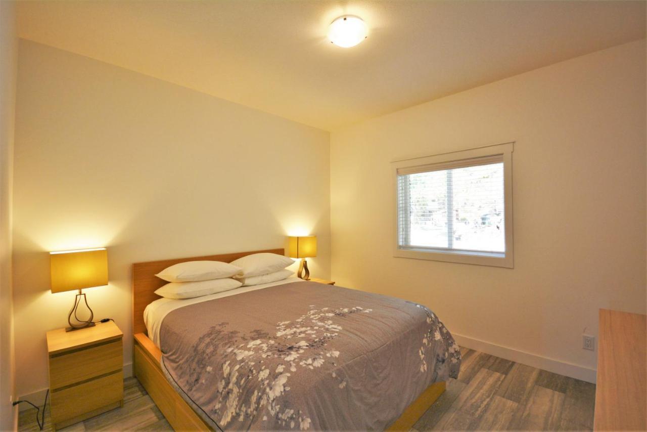 Pender Harbour Resort & Marina Garden Bay Екстер'єр фото