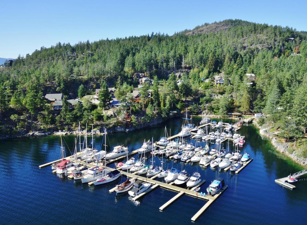 Pender Harbour Resort & Marina Garden Bay Екстер'єр фото